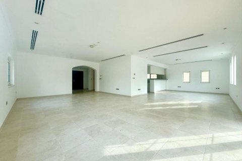 Vilë në Jumeirah Park, Dubai, Emiratet e Bashkuara Arabe 3 dhoma gjumi, 742 m2. № 628637 - Foto 2