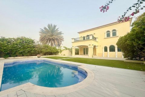Vilë në Jumeirah Park, Dubai, Emiratet e Bashkuara Arabe 3 dhoma gjumi, 742 m2. № 628637 - Foto 16
