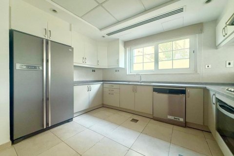 Vilë në Jumeirah Park, Dubai, Emiratet e Bashkuara Arabe 3 dhoma gjumi, 742 m2. № 628637 - Foto 5