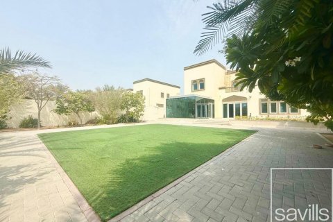 Vilë në Jumeirah Park, Dubai, Emiratet e Bashkuara Arabe 3 dhoma gjumi, 681 m2. № 628638 - Foto 1