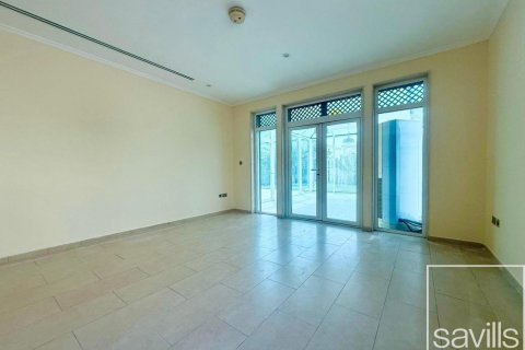 Vilë në Jumeirah Park, Dubai, Emiratet e Bashkuara Arabe 3 dhoma gjumi, 681 m2. № 628638 - Foto 9