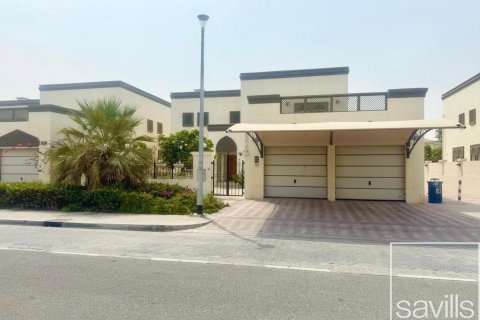 Vilë në Jumeirah Park, Dubai, Emiratet e Bashkuara Arabe 3 dhoma gjumi, 681 m2. № 628638 - Foto 2