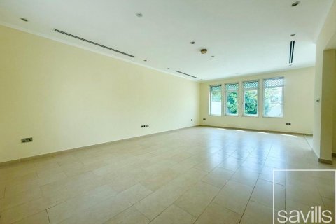 Vilë në Jumeirah Park, Dubai, Emiratet e Bashkuara Arabe 3 dhoma gjumi, 681 m2. № 628638 - Foto 3