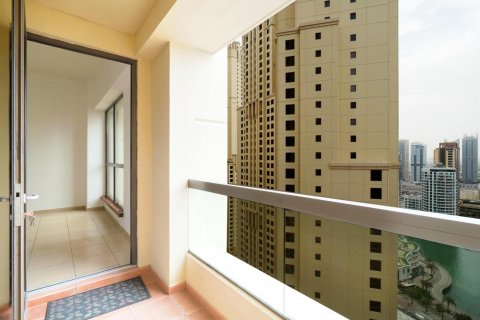 Jumeirah Beach Residence, Dubai, UAE의 임대용 아파트 침실 3개, 185제곱미터 번호 628639 - 사진 3