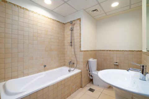 Jumeirah Beach Residence, Dubai, UAE의 임대용 아파트 침실 3개, 185제곱미터 번호 628639 - 사진 18
