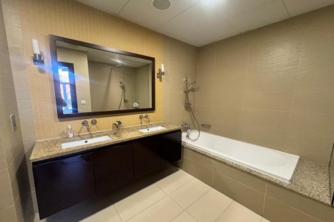 Apartamento para arrendamento em Palm Jumeirah, Dubai, EAU 1 quarto, 160 m2 № 628636 - foto 8