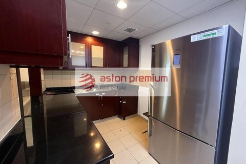 Apartmen di Jumeirah Beach Residence, Dubai, UAE 3 bilik tidur, 174.8 meter persegi № 628787 - foto 3