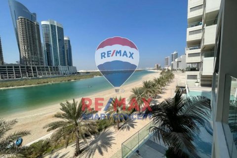 Apartment in Al Reem Island, Abu Dhabi, UAE 2 bedrooms, 127.4 sq.m. № 580258 - photo 1