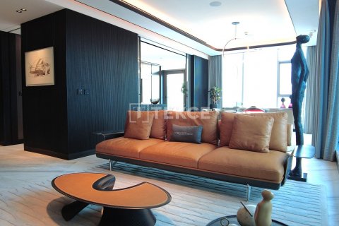 Apartment in Business Bay, Dubai, UAE 1 bedroom, 194 sq.m. № 619558 - photo 9