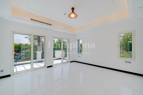 Villa in Arabian Ranches 2, Dubai, UAE 5 bedrooms, 492.38590000 sq.m. № 595875 - photo 7