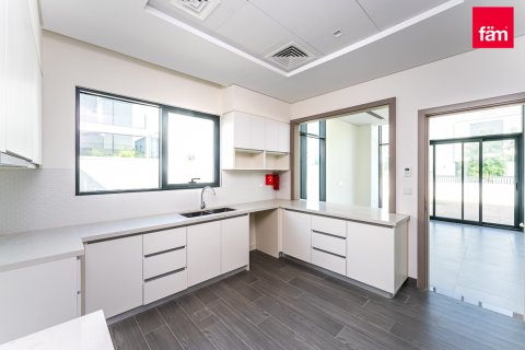 Vila v Al Furjan, Dubai, SAE 4 ložnice, 518.8 m² Č.: 621742 - fotografie 5