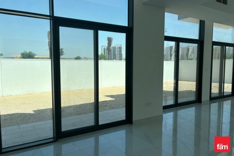 Vila v Al Furjan, Dubai, SAE 4 ložnice, 518.8 m² Č.: 621742 - fotografie 6