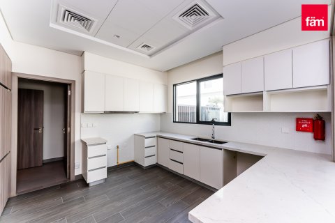 Vila v Al Furjan, Dubai, SAE 4 ložnice, 518.8 m² Č.: 621742 - fotografie 4
