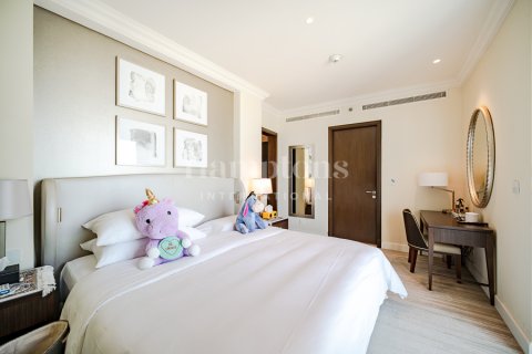 Apartment in Downtown Dubai (Downtown Burj Dubai), UAE 3 bedrooms, 206.07000236 sq.m. № 584864 - photo 4