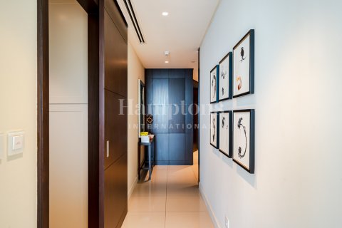 Apartment in Downtown Dubai (Downtown Burj Dubai), UAE 3 bedrooms, 206.07000236 sq.m. № 584864 - photo 2