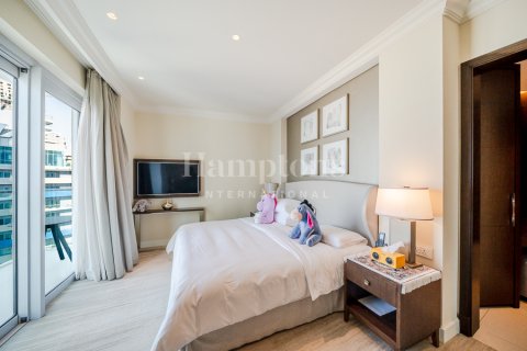 Apartment in Downtown Dubai (Downtown Burj Dubai), UAE 3 bedrooms, 206.07000236 sq.m. № 584864 - photo 11