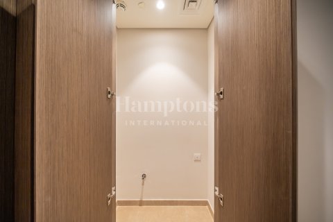 Apartment in Palm Jumeirah, Dubai, UAE 2 bedrooms, 119.56616100 sq.m. № 584865 - photo 6