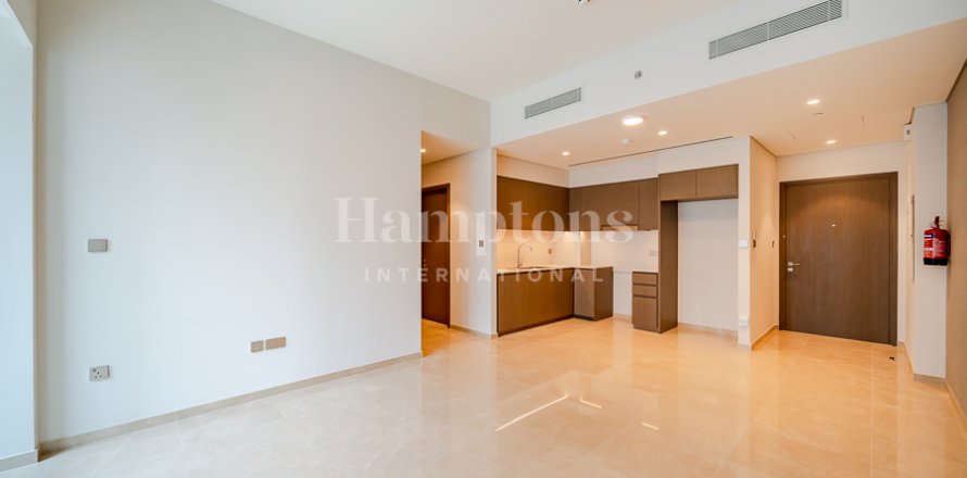 Apartment in Palm Jumeirah, Dubai, UAE 2 bedrooms, 119.566 sq.m. № 584865