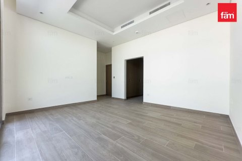 Villa te huur in Dubai, VAE 4 slaapkamers, 570 vr.m., nr 622429 - foto 15
