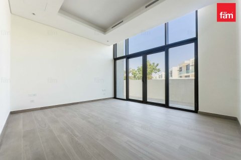Villa te huur in Dubai, VAE 4 slaapkamers, 570 vr.m., nr 622429 - foto 10