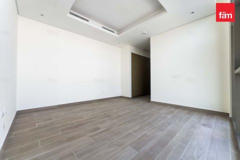 Villa te huur in Dubai, VAE 4 slaapkamers, 570 vr.m., nr 622429 - foto 12