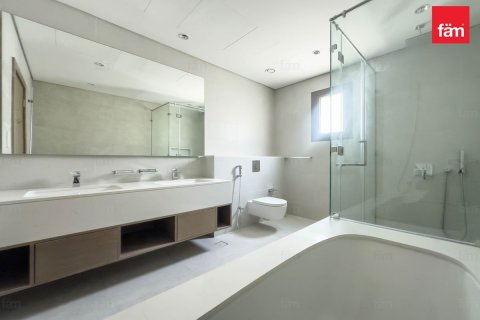 Villa te huur in Dubai, VAE 4 slaapkamers, 570 vr.m., nr 622429 - foto 19