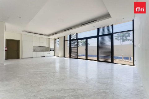Villa te huur in Dubai, VAE 4 slaapkamers, 570 vr.m., nr 622429 - foto 6