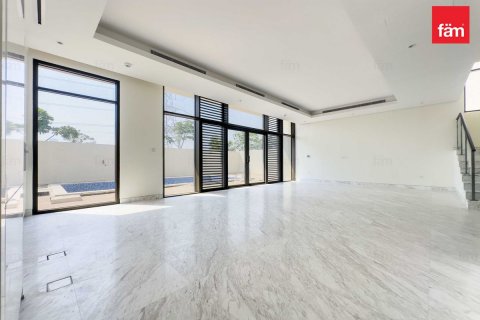 Villa te huur in Dubai, VAE 4 slaapkamers, 570 vr.m., nr 622429 - foto 3