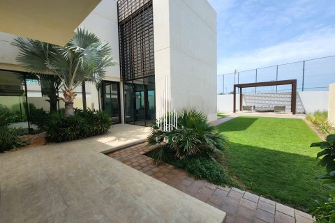 Saadiyat Island, Abu Dhabi, UAE의 판매용 빌라 침실 5개, 544.6제곱미터 번호 557908 - 사진 13