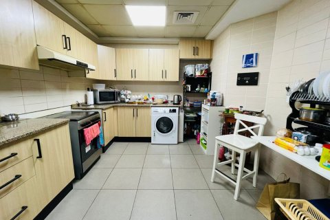 Apartment in Jumeirah Lake Towers, Dubai, UAE 3 bedrooms, 181.6 sq.m. № 624460 - photo 8