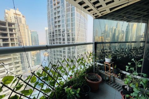 Apartment in Jumeirah Lake Towers, Dubai, UAE 3 bedrooms, 181.6 sq.m. № 624460 - photo 10