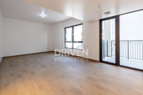 Apartmen di Jumeirah, Dubai, UAE 2 bilik tidur, 124 meter persegi № 603372 - foto 1