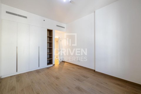 Apartmen di Jumeirah, Dubai, UAE 2 bilik tidur, 124 meter persegi № 603372 - foto 4
