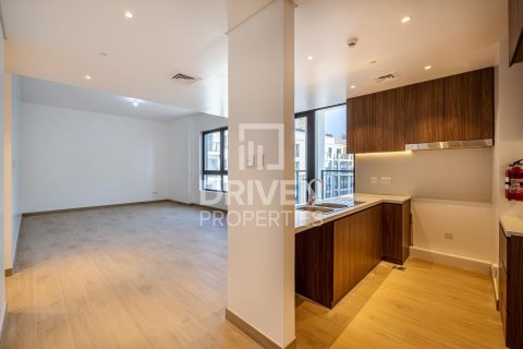 Apartmen di Jumeirah, Dubai, UAE 2 bilik tidur, 124 meter persegi № 603372 - foto 11