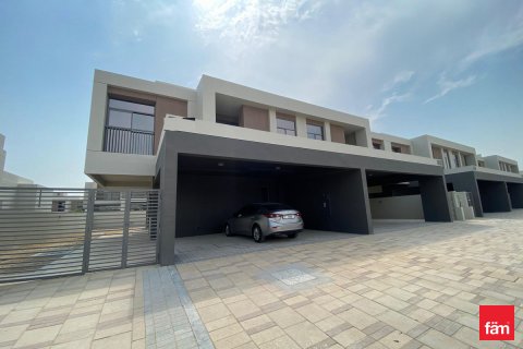 Vilë në Dubai, Emiratet e Bashkuara Arabe 4 dhoma gjumi, 322.4 m2. № 631857 - Foto 1