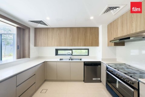 Vilë në Dubai, Emiratet e Bashkuara Arabe 4 dhoma gjumi, 322.4 m2. № 631857 - Foto 14