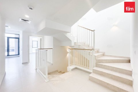 Vilë në Dubai, Emiratet e Bashkuara Arabe 4 dhoma gjumi, 322.4 m2. № 631857 - Foto 16