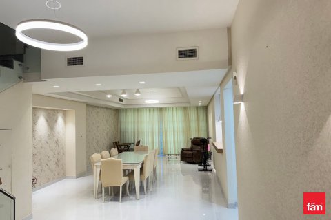 Зняти в оренду таунхаус в Джабаль-Али, Дубай, ОАЕ 3 спальні, 232.5м2, № 631861 - фото 1