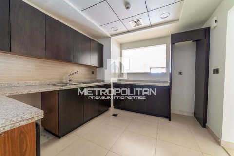 Apartment in Palm Jumeirah, Dubai, UAE 2 bedrooms, 176 sq.m. № 593266 - photo 5