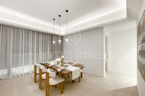 Apartment in Dubai, UAE 2 bedrooms, 131.9 sq.m. № 624545 - photo 4