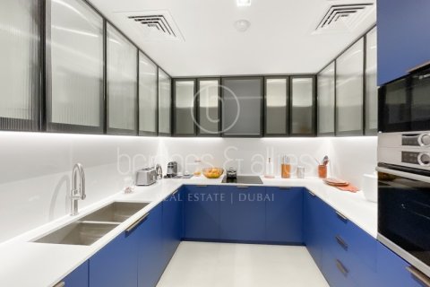 Apartment in Dubai, UAE 2 bedrooms, 131.9 sq.m. № 624545 - photo 5