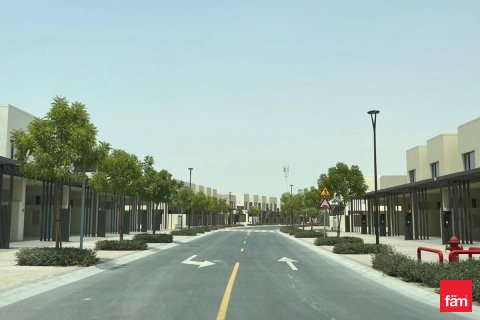 Řadový dům v Dubai, SAE 3 ložnice, 141 m² Č.: 632995 - fotografie 13