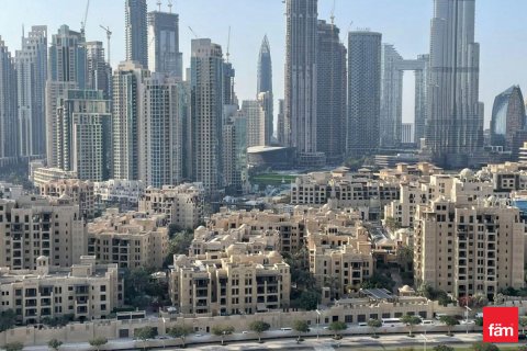 Appartamento in affitto a Downtown Dubai (Downtown Burj Dubai), Dubai, EAU 3 camere da letto, 164.4 mq. № 632994 - foto 1