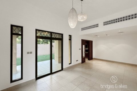 Old Town, Dubai, UAE의 임대용 아파트 침실 1개, 90.3제곱미터 번호 624630 - 사진 2