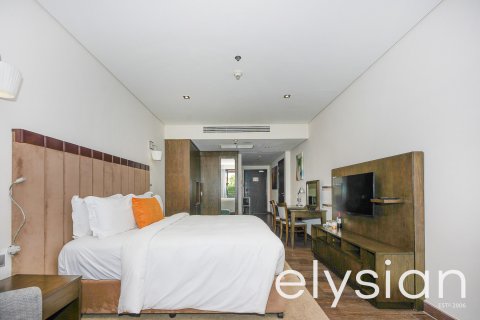 Apartment in Palm Jumeirah, Dubai, UAE 1 room, 48 sq.m. № 586091 - photo 6