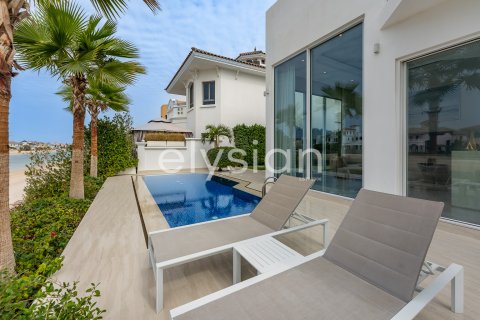 Vilë në Palm Jumeirah, Dubai, Emiratet e Bashkuara Arabe 4 dhoma gjumi, 622 m2. № 586095 - Foto 3