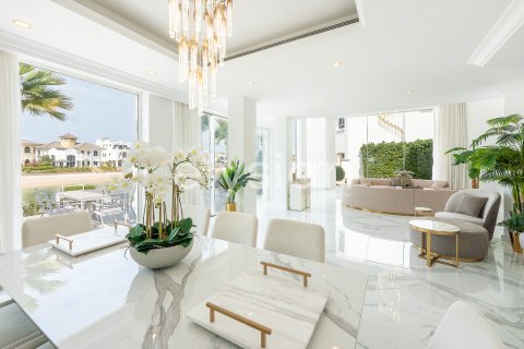 Vilë në Palm Jumeirah, Dubai, Emiratet e Bashkuara Arabe 4 dhoma gjumi, 622 m2. № 586095 - Foto 8