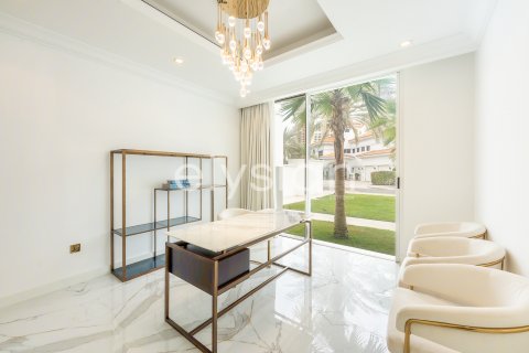 Vilë në Palm Jumeirah, Dubai, Emiratet e Bashkuara Arabe 4 dhoma gjumi, 622 m2. № 586095 - Foto 22