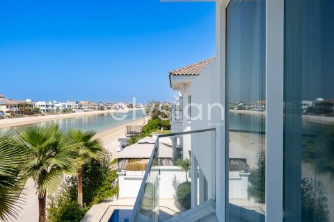 Vilë në Palm Jumeirah, Dubai, Emiratet e Bashkuara Arabe 4 dhoma gjumi, 622 m2. № 586095 - Foto 2