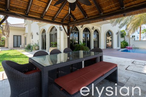 Vila u gradu Palm Jumeirah, Dubai, UAE 4 spavaće sobe, 689 m2 Br. 586094 - Slika 17